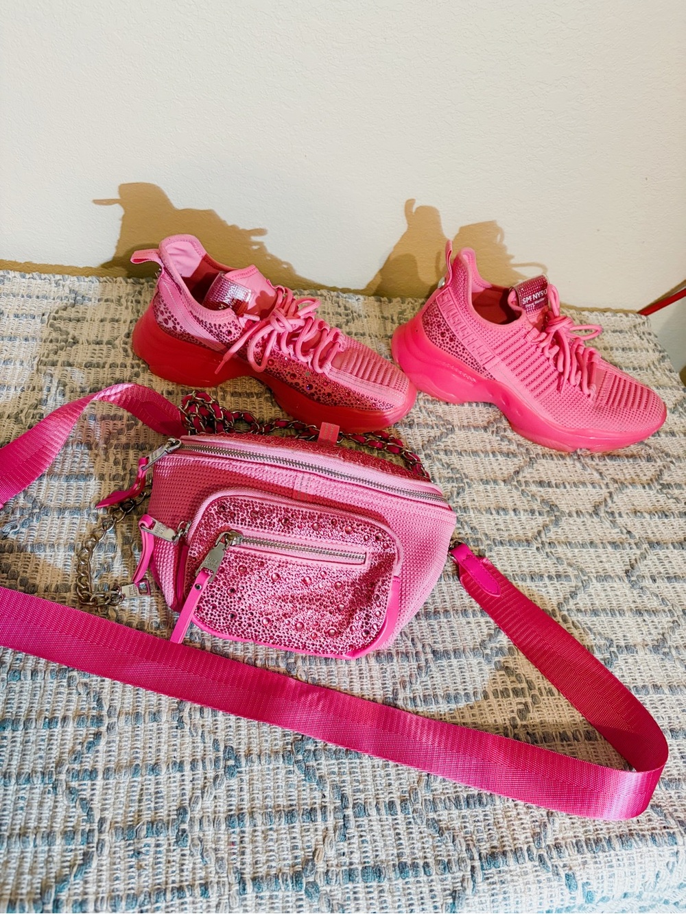 Steve Madden Hot Pink Women's Sneakers sz10 with Matching Crossbody Bag